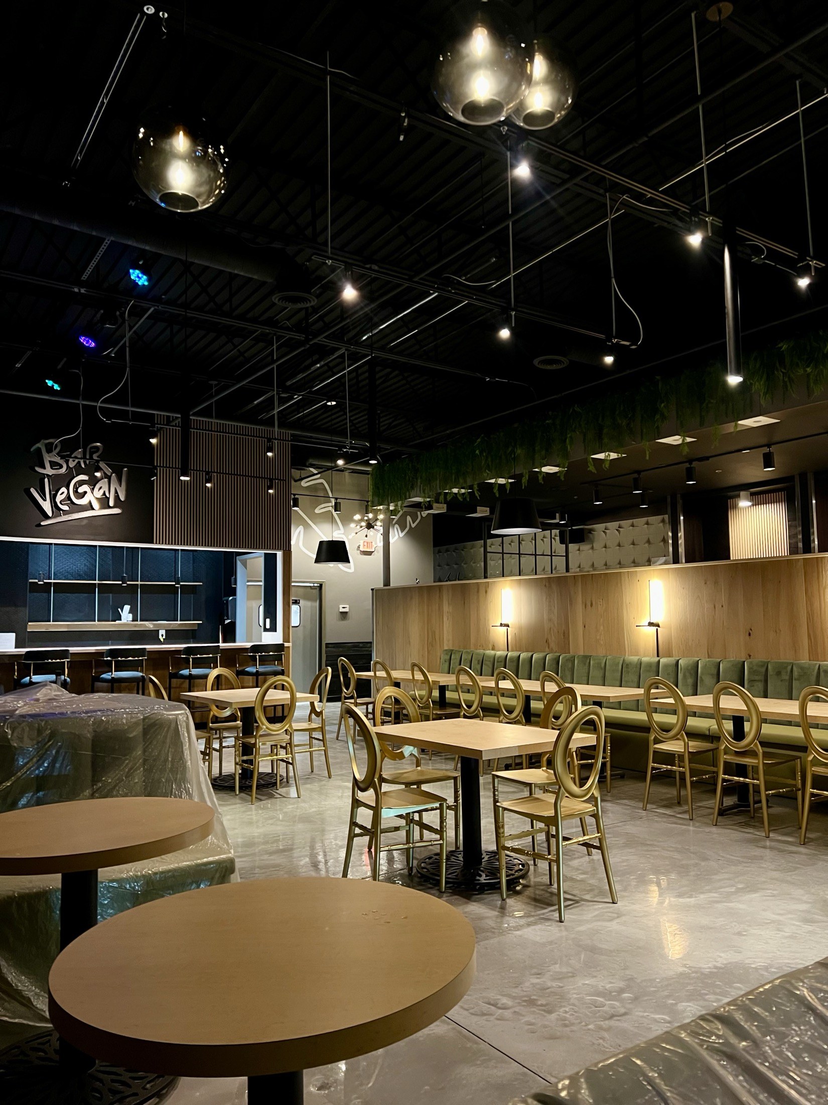 Finished dining seating detail