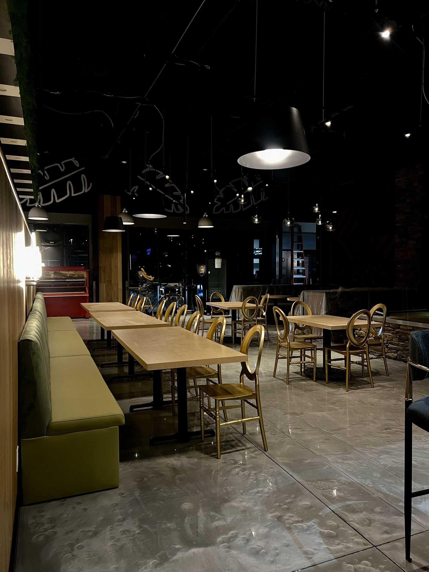 Finished commercial dining room